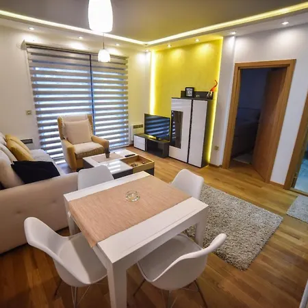 S1-1 アパート ズラティボール